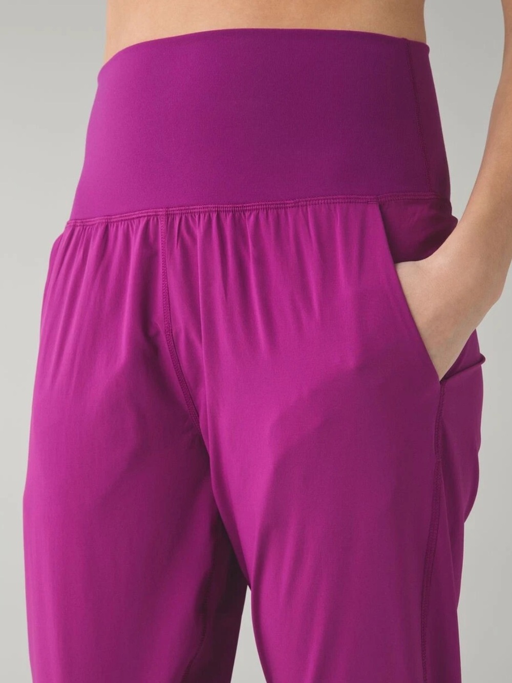 Lululemon Tranquil Crop Regal Plum Pink Pants Fuchsia